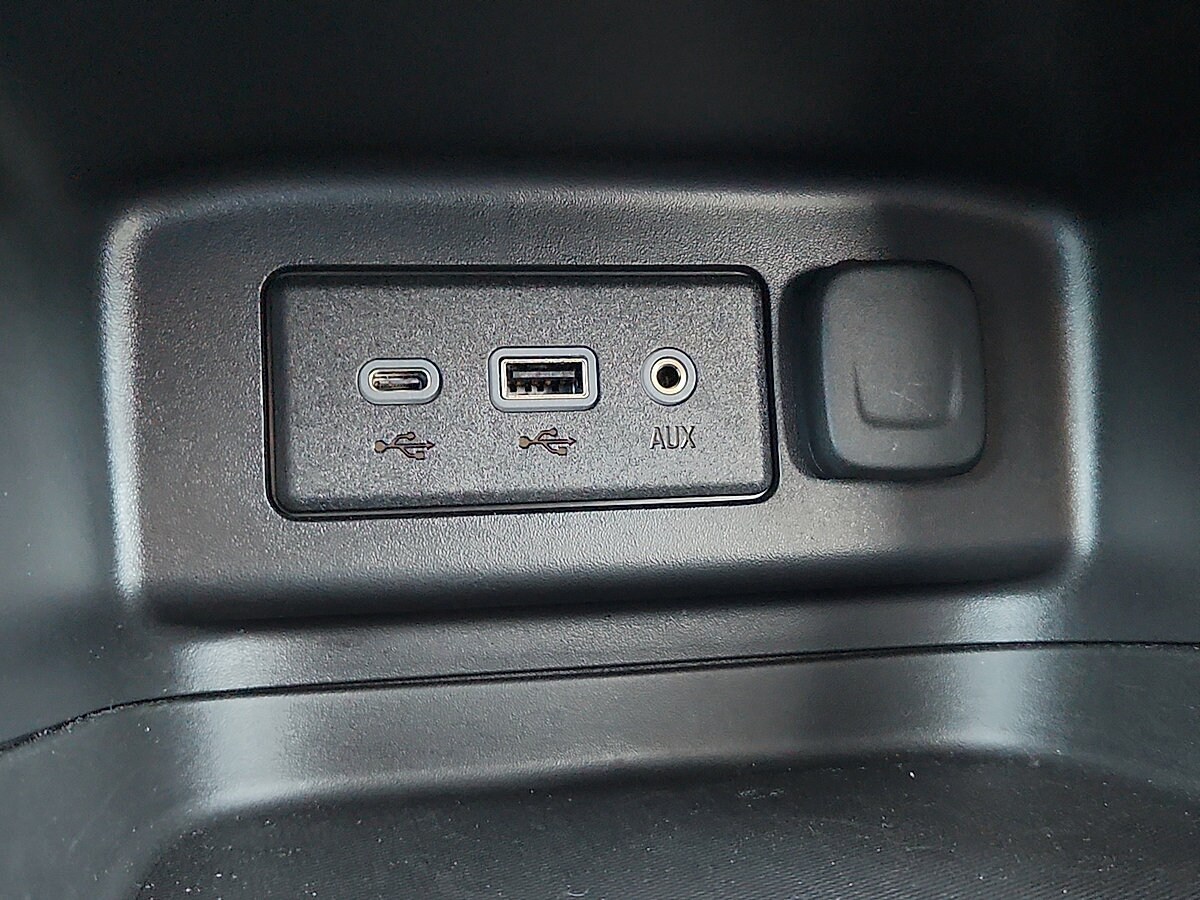 2024 Chevrolet Equinox LT - Photo 9