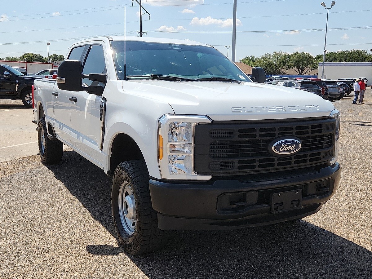 2023 Ford F-250 XL photo 4