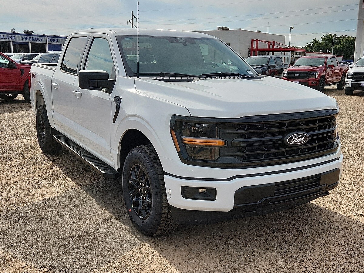 2025 Ford F-150 XLT photo 4