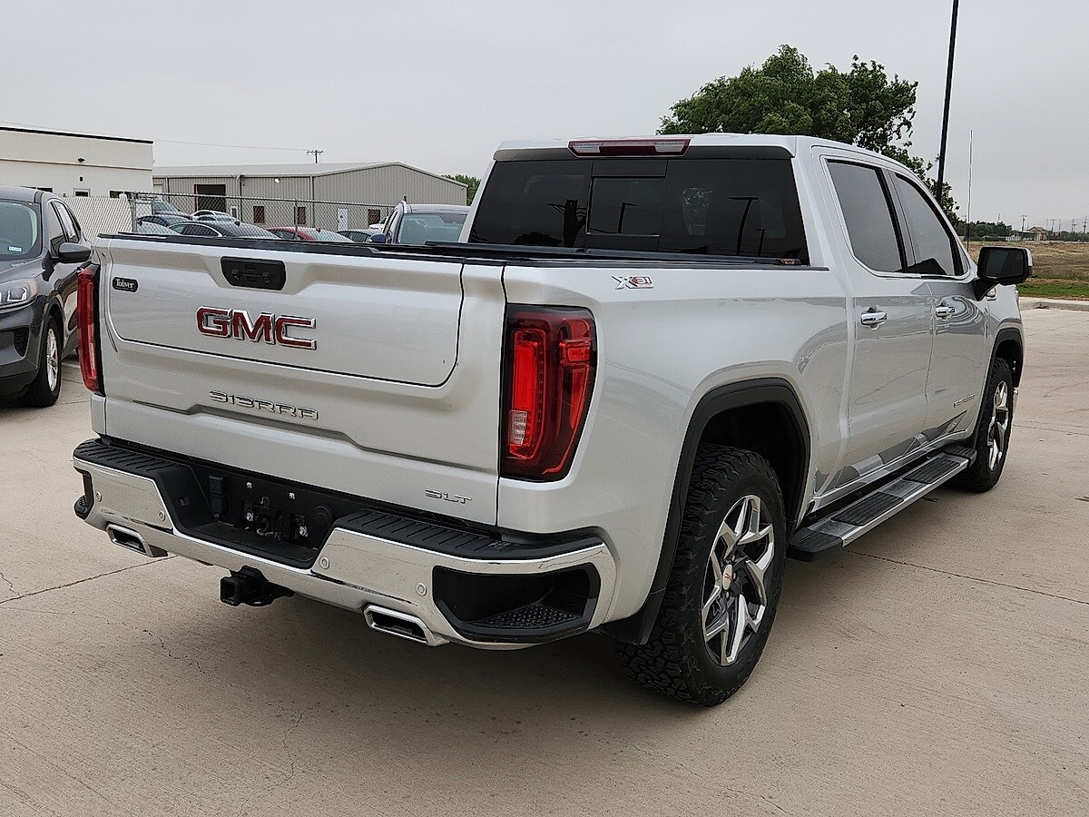2022 Gmc Sierra 1500 SLT photo 3