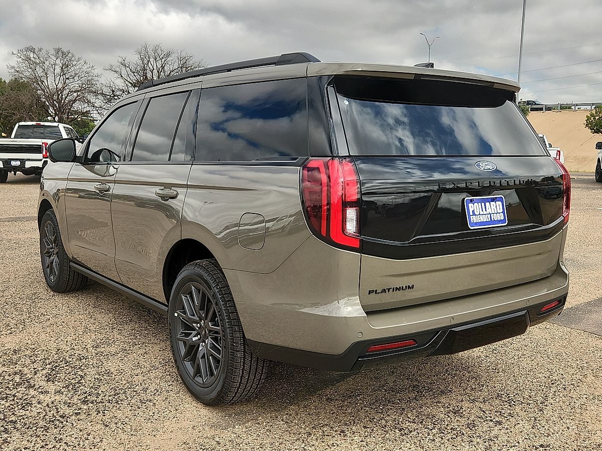 2027 Ford Expedition Platinum - Photo 2