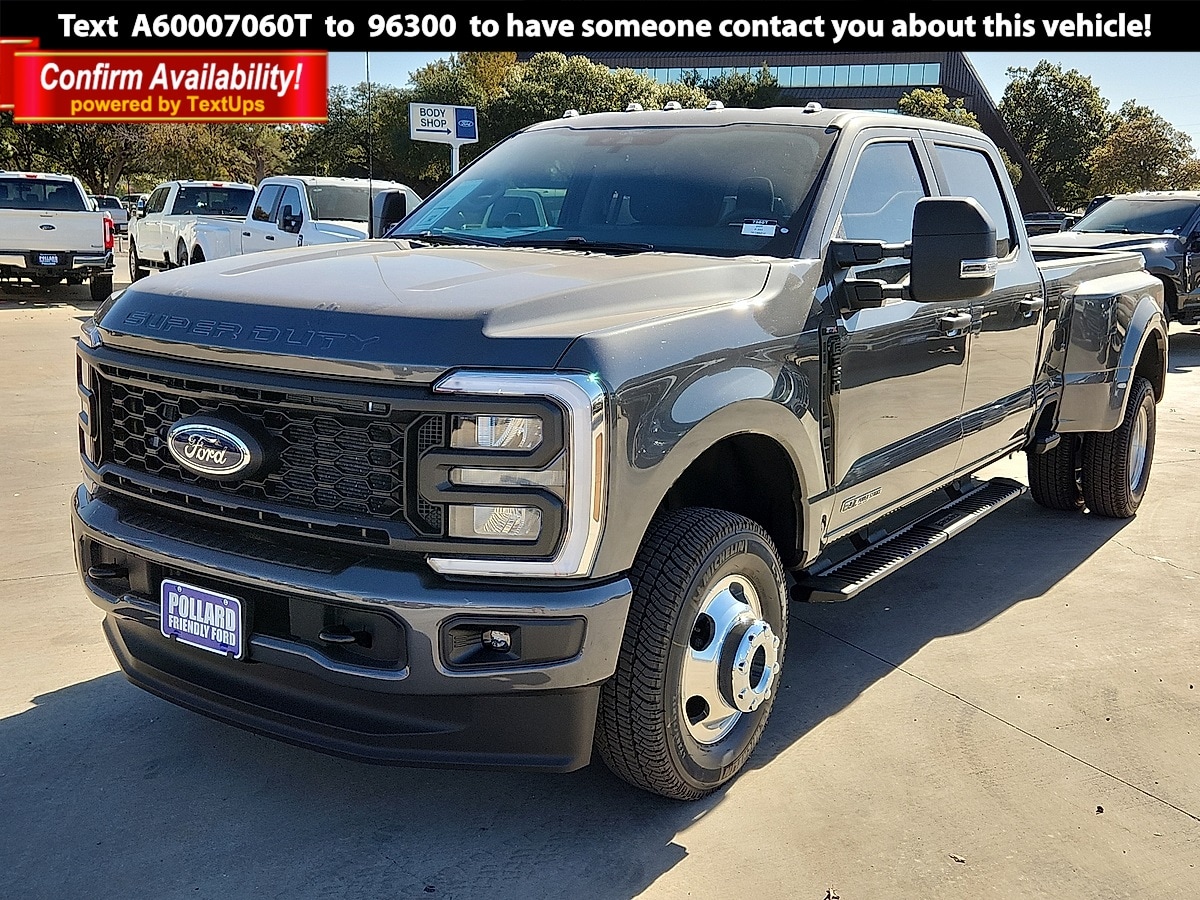 2026 Ford F-350 Super Duty XL's photo