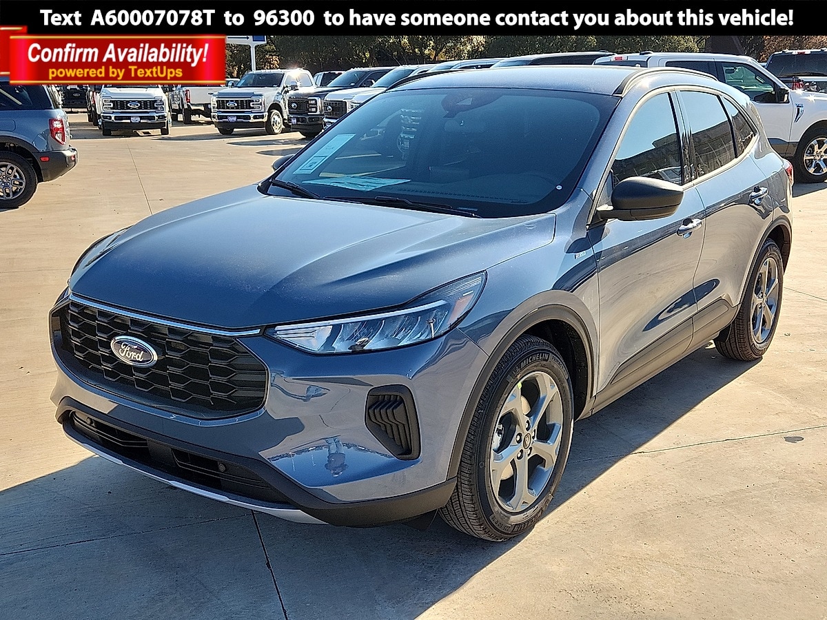 2026 Ford Escape ST-Line's photo