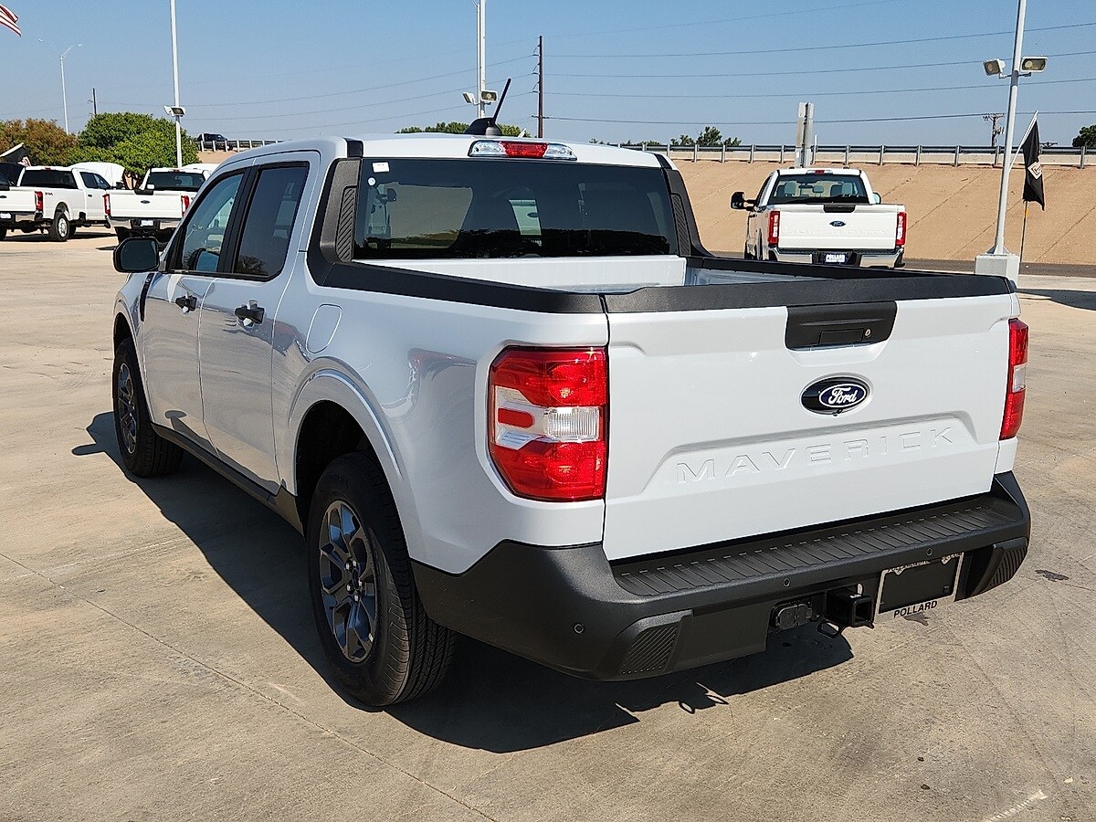 2025 Ford Maverick XLT photo 2