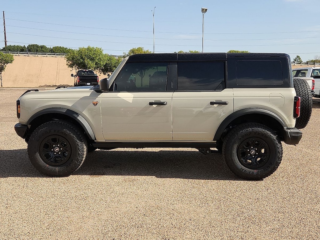 New 2026 Ford Bronco Badlands SUV