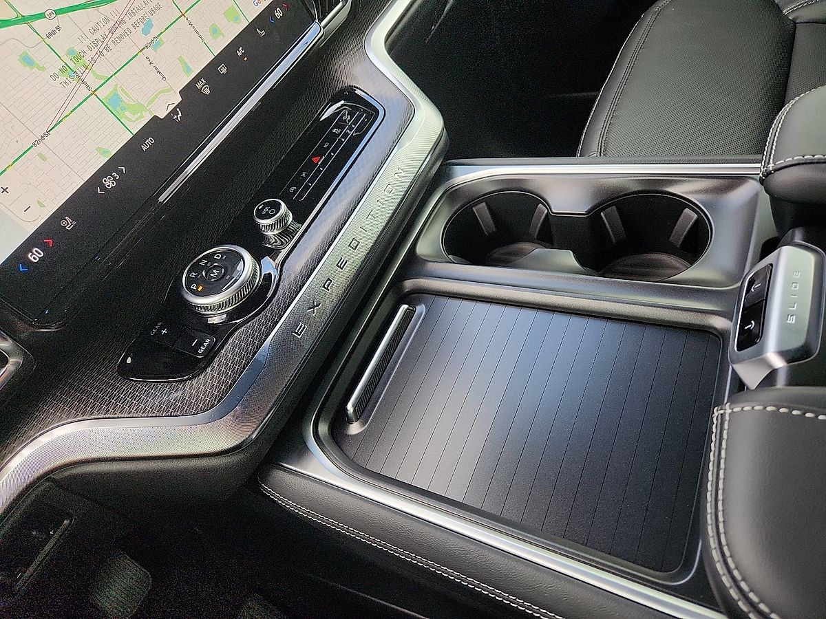 2027 Ford Expedition Platinum - Photo 12