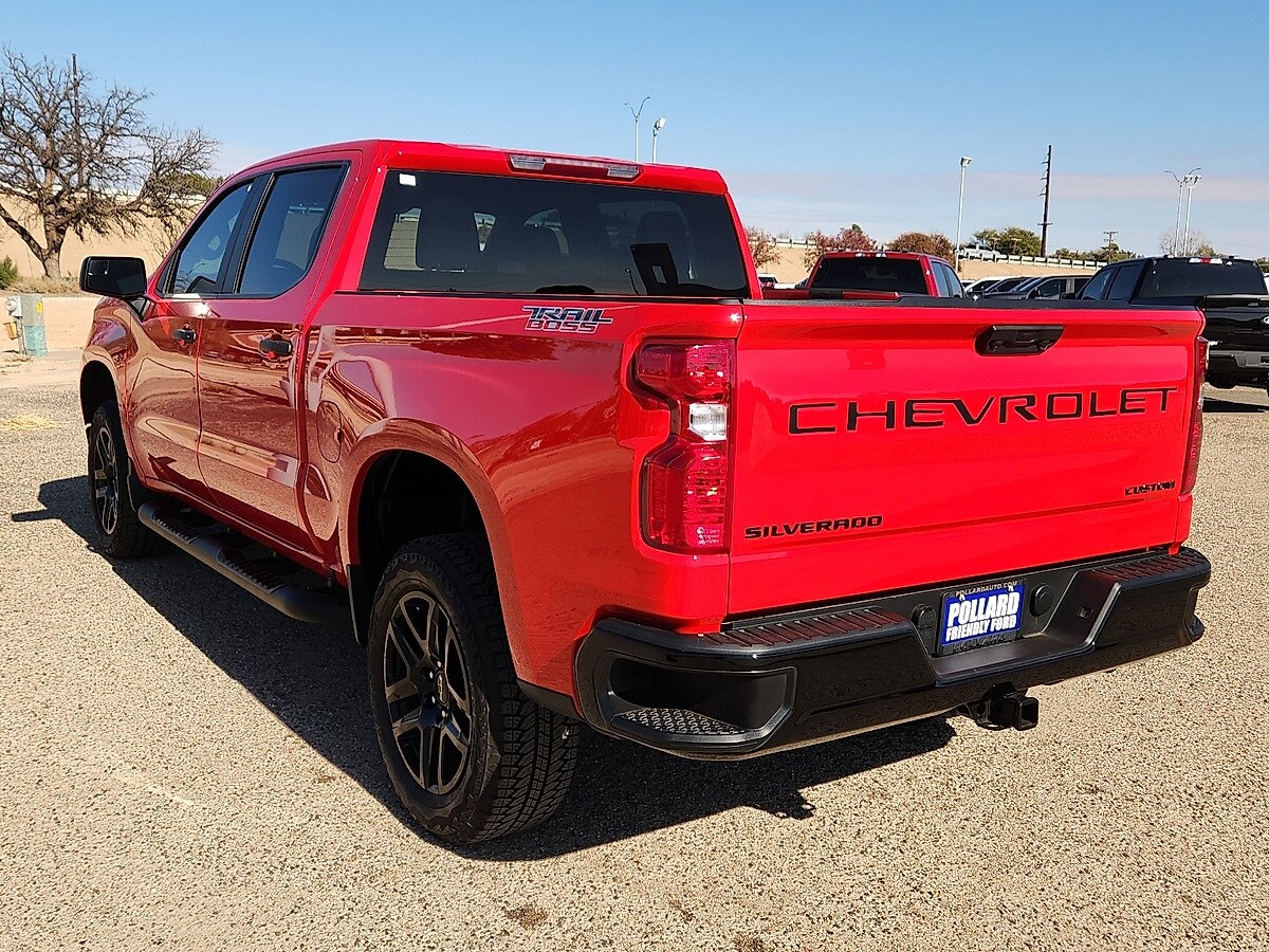 2025 Chevrolet Silverado 1500 Custom Trail Boss photo 2
