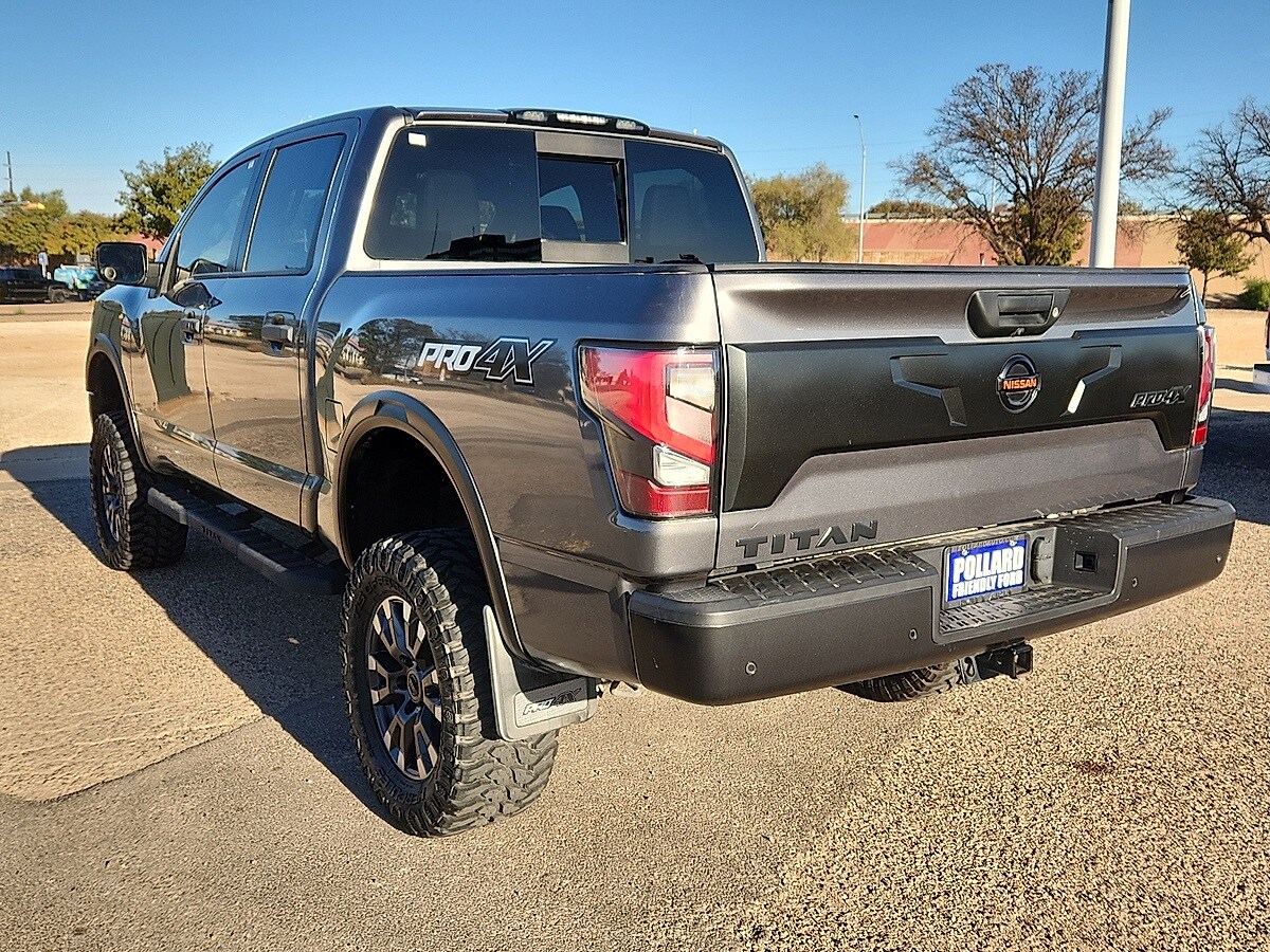2021 Nissan Titan PRO-4X photo 2