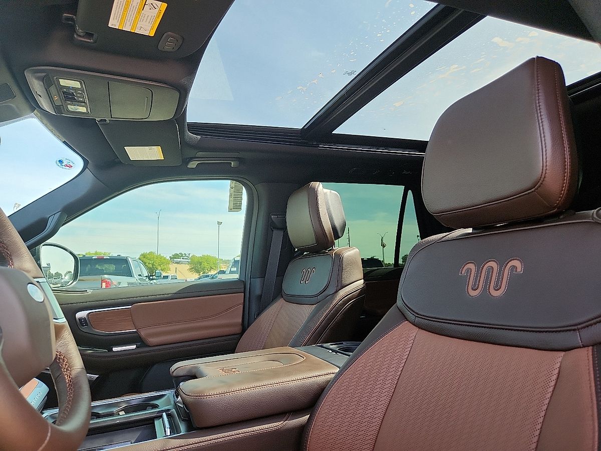 2027 Ford Expedition King Ranch - Photo 7