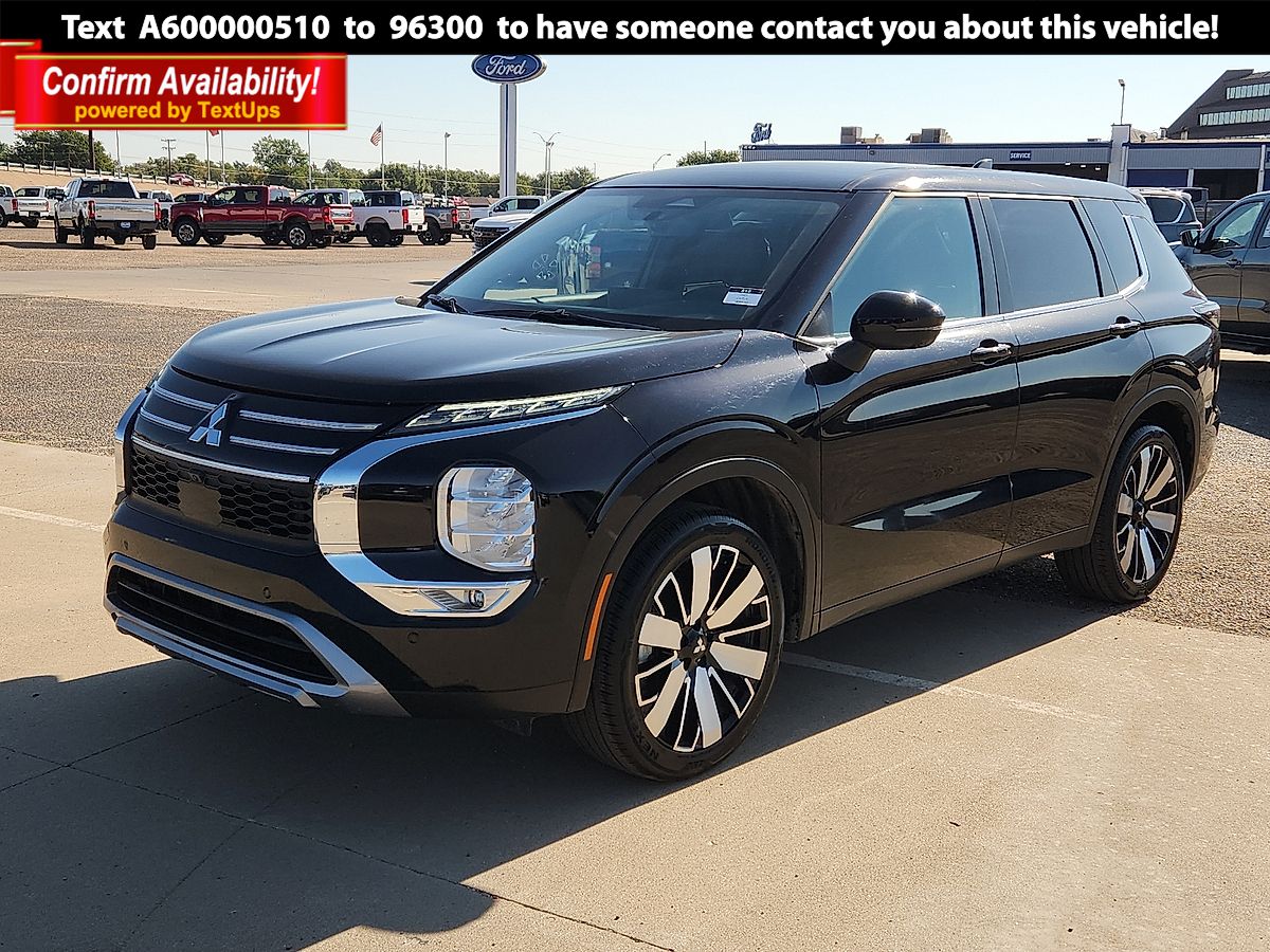 Used 2025 Mitsubishi Outlander SE