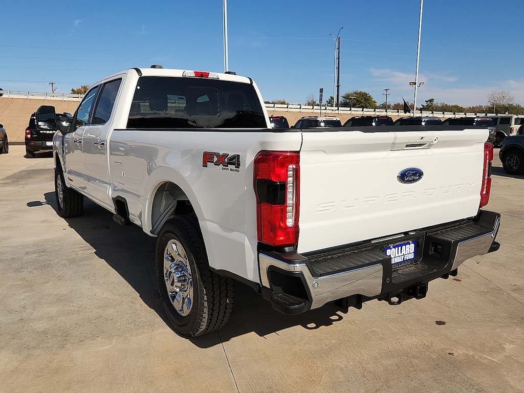 New 2026 Ford F-350SD Lariat Truck