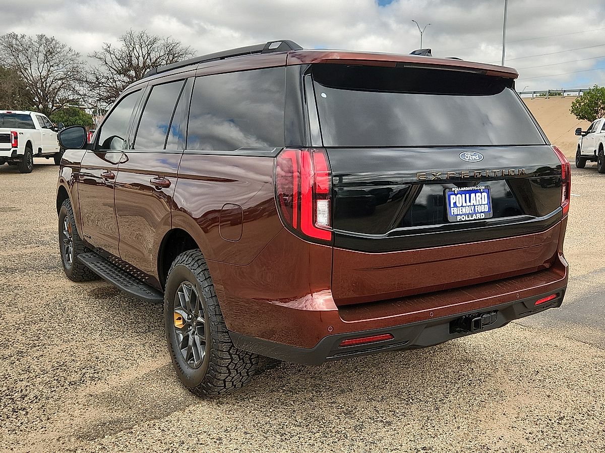 2027 Ford Expedition Tremor - Photo 2