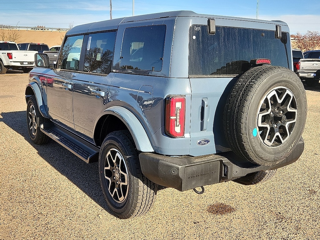 New 2025 Ford Bronco Outer Banks SUV