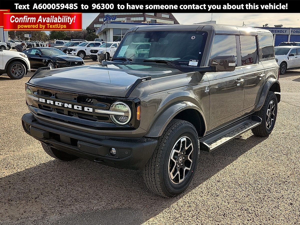 2025 Ford Bronco 4-Door Outer Banks's photo