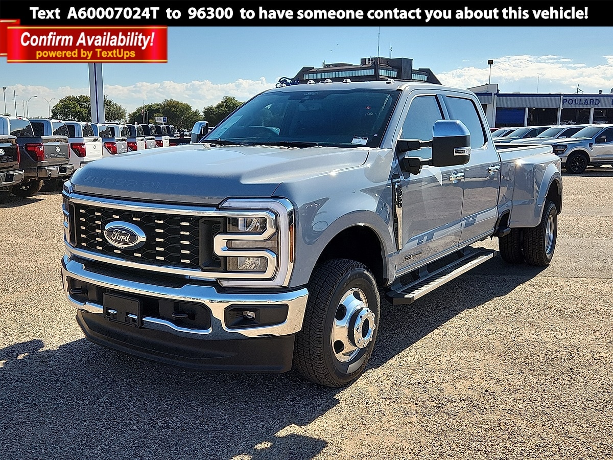 2026 Ford F-350 Super Duty Lariat's photo