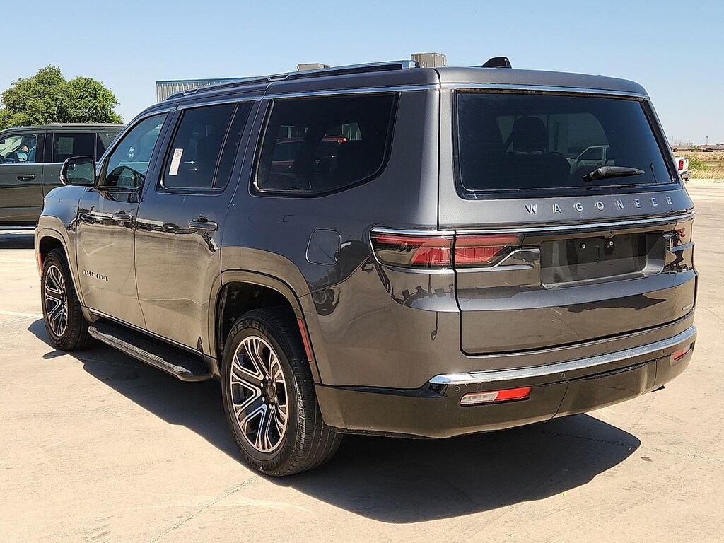 Used 2024 Jeep Wagoneer Series II SUV
