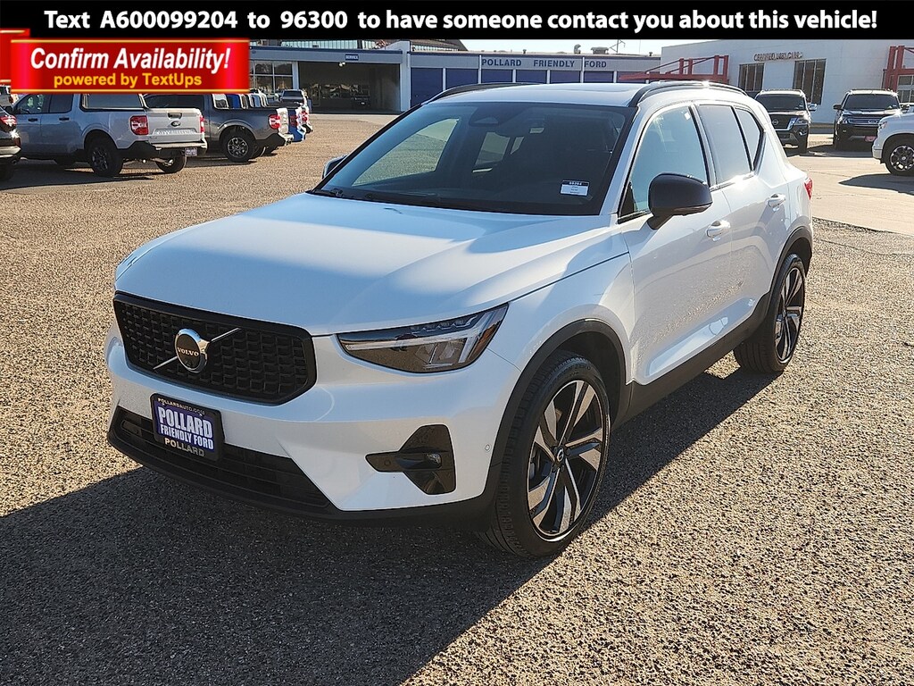 Used 2024 Volvo XC40 B5 Plus Dark Theme SUV