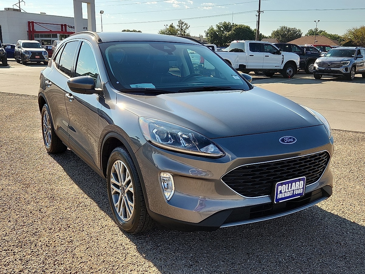 2022 Ford Escape SEL photo 3
