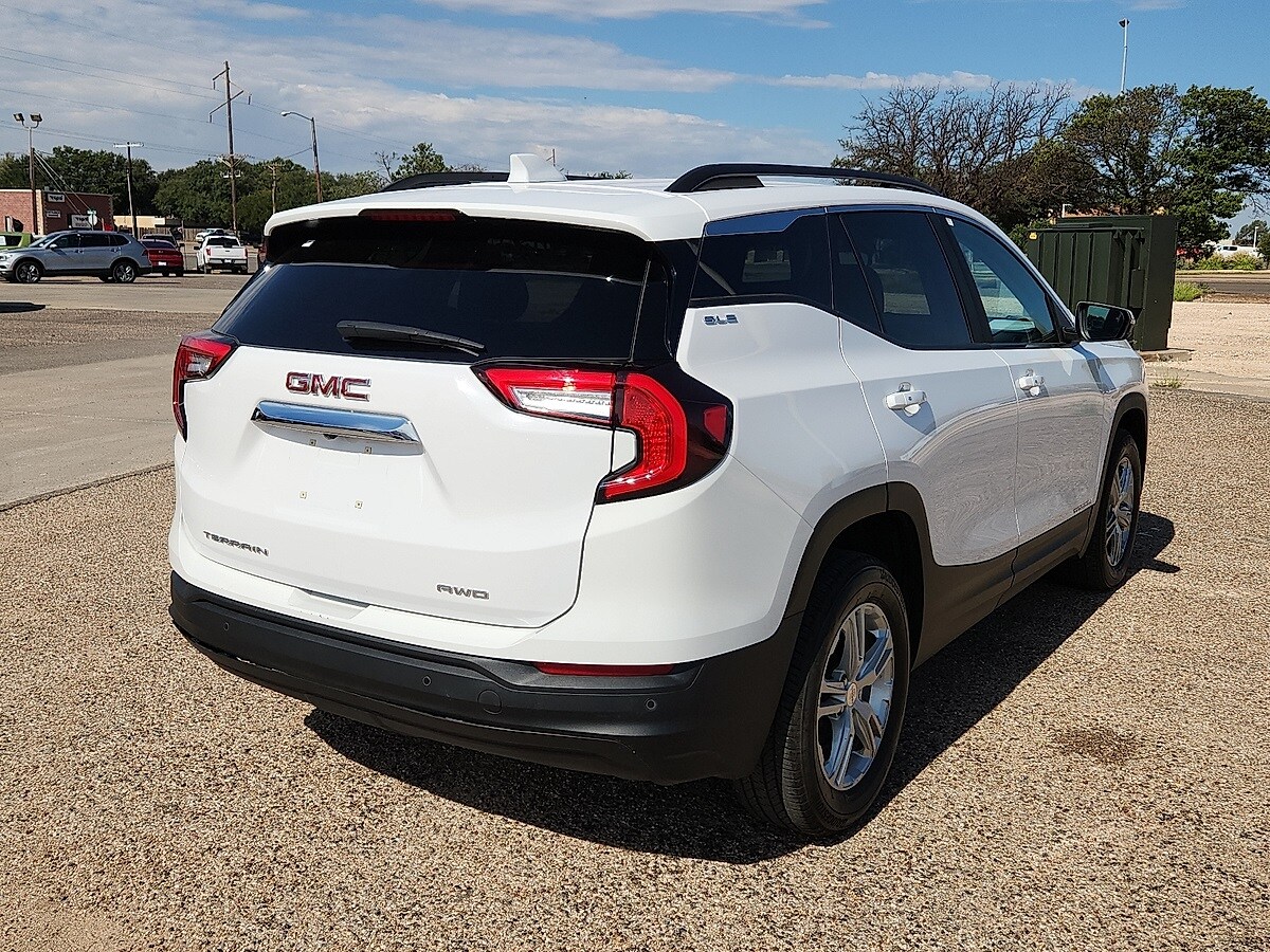 2023 Gmc Terrain SLE photo 2
