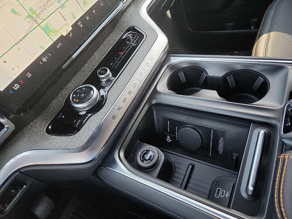 2027 Ford Expedition Tremor - Photo 12