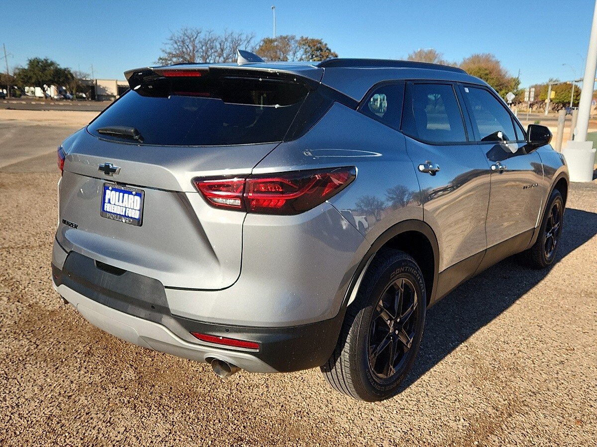 2025 Chevrolet Blazer 2LT photo 3