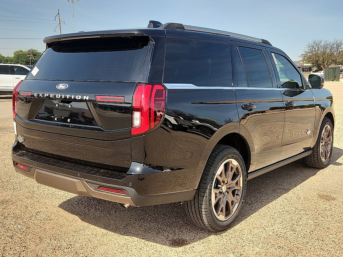2027 Ford Expedition King Ranch - Photo 3