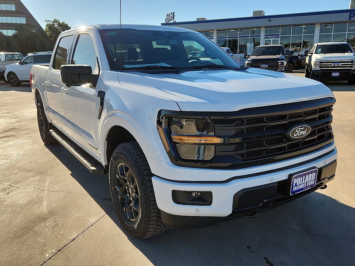 2025 Ford F-150 XLT photo 4