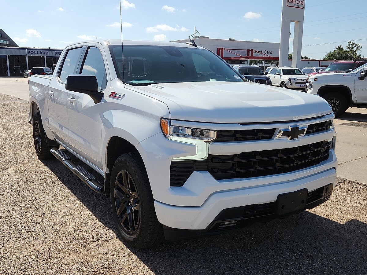 2022 Chevrolet Silverado 1500 RST photo 4