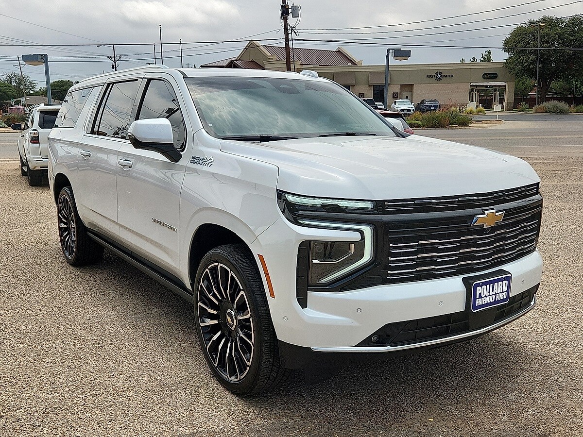 2025 Chevrolet Suburban High Country photo 4
