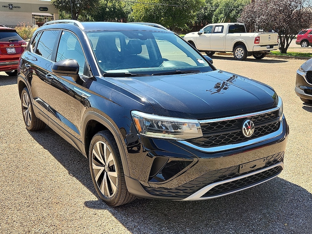 Used 2024 Volkswagen Taos 1.5T SE SUV