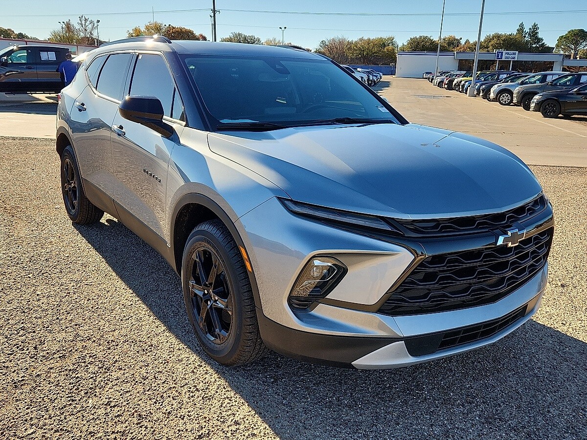 2025 Chevrolet Blazer 2LT photo 4