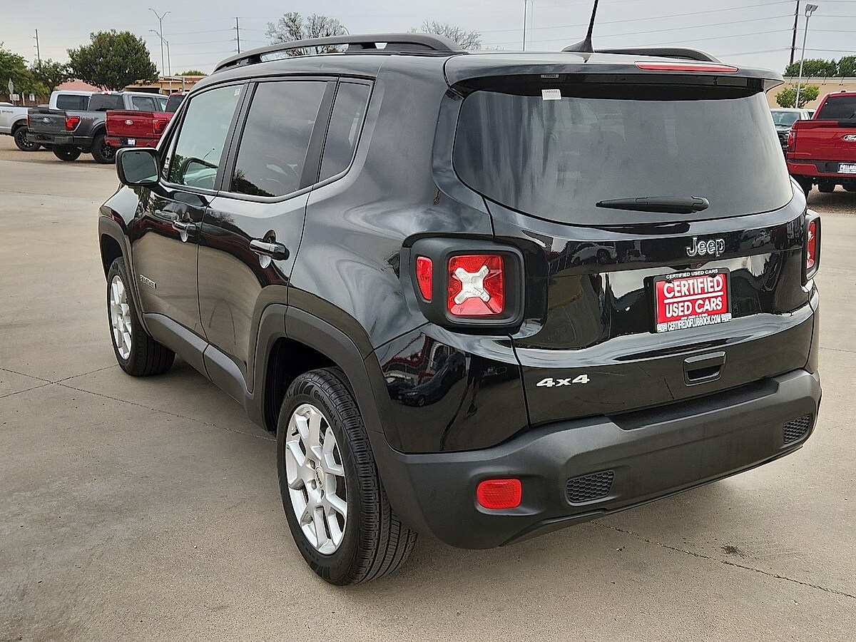 2023 Jeep Renegade Latitude photo 2