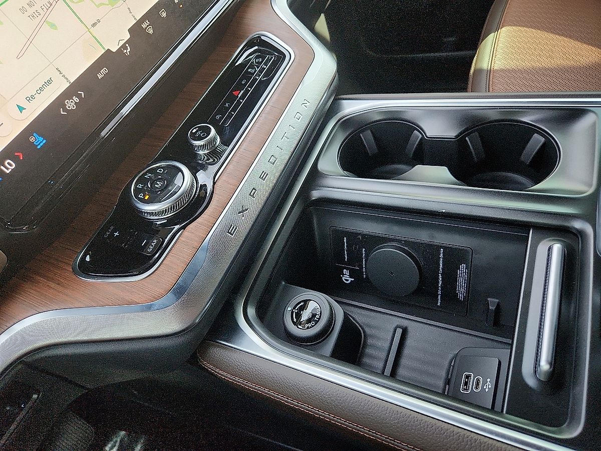 2027 Ford Expedition King Ranch - Photo 12
