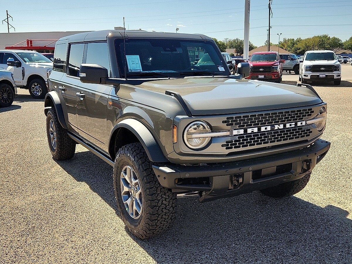 2025 Ford Bronco Badlands photo 4