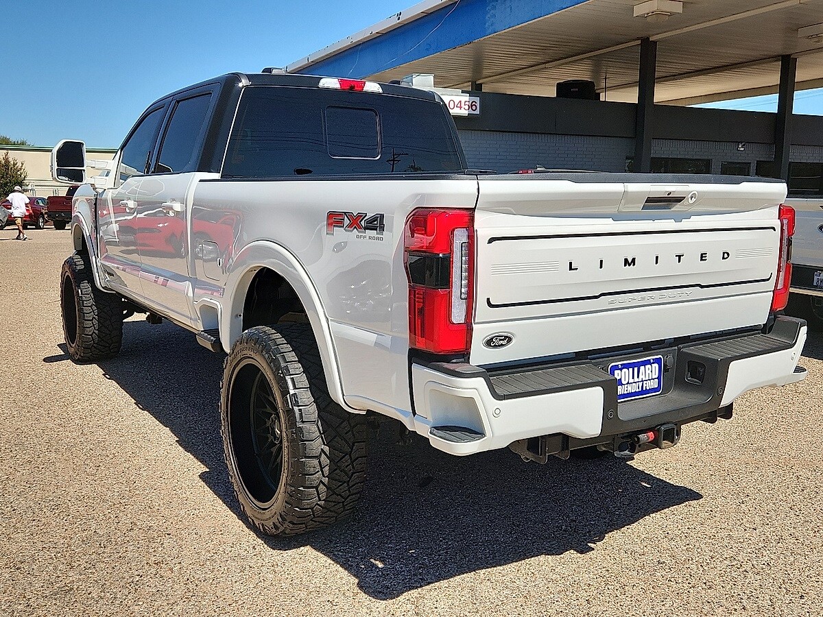 2024 Ford F-250 photo 2