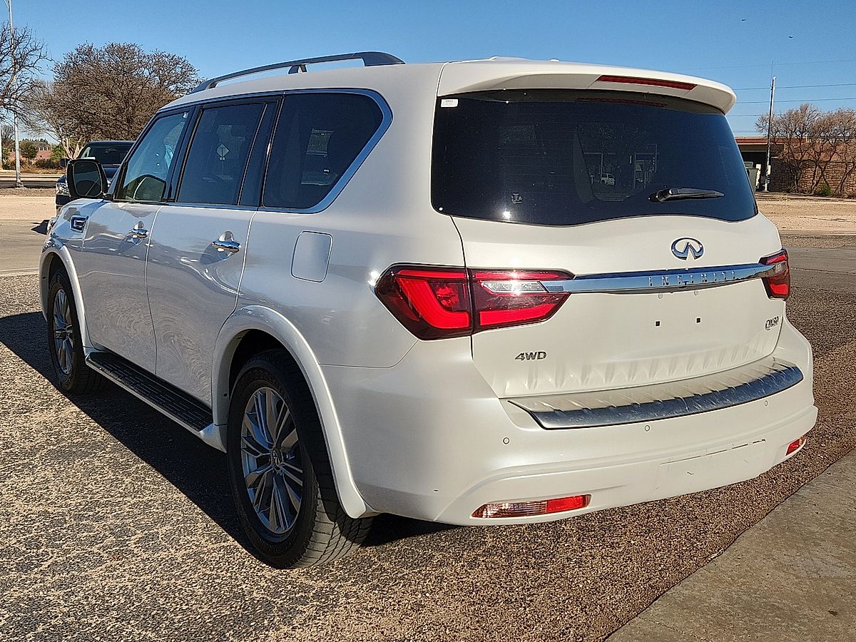 2024 INFINITI QX80 Luxe 4WD - Photo 2