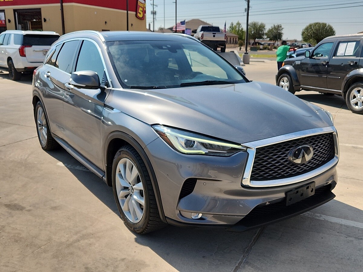 2019 Infiniti QX50 Essential photo 4