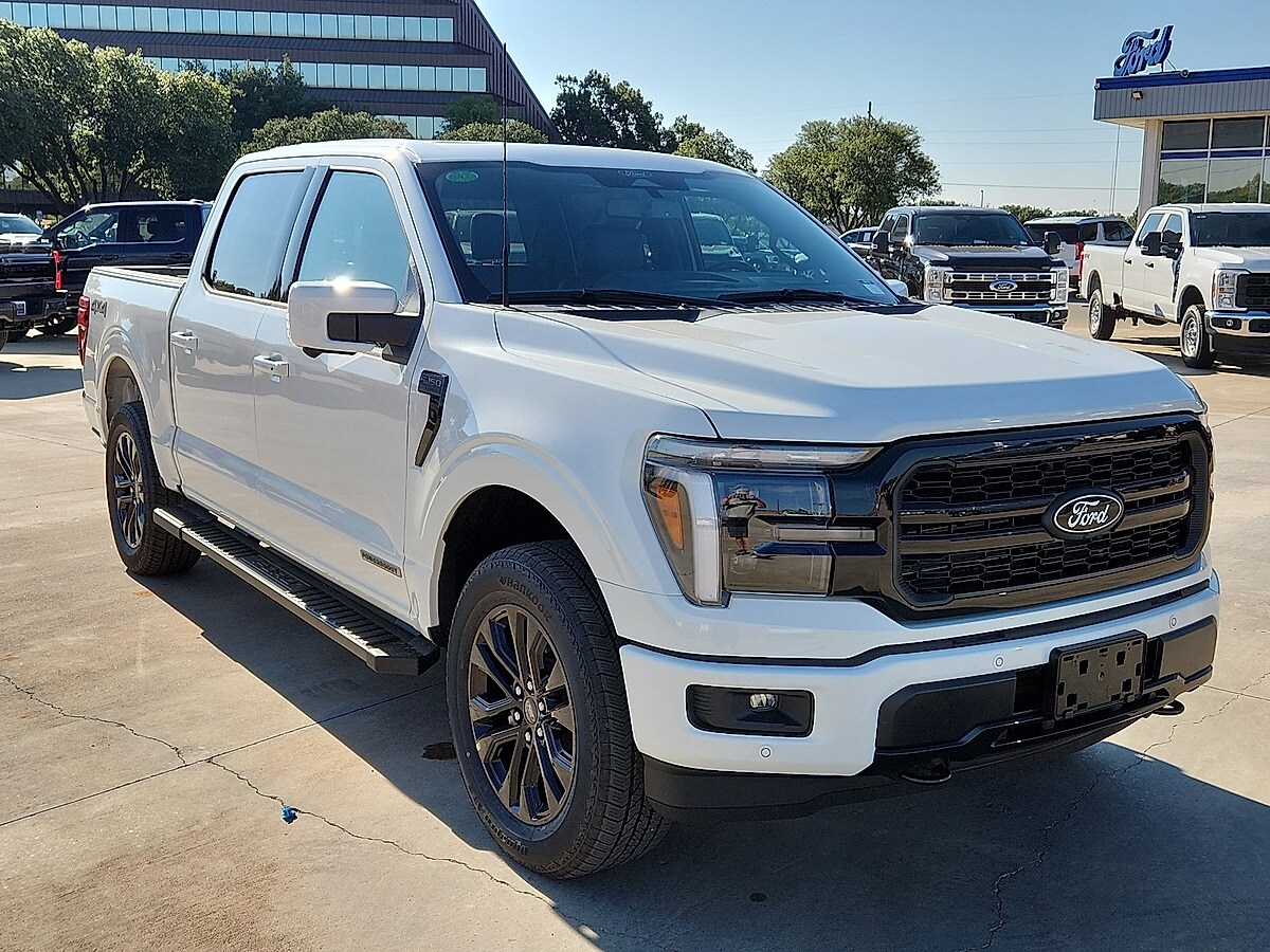 2025 Ford F-150 Lariat photo 4