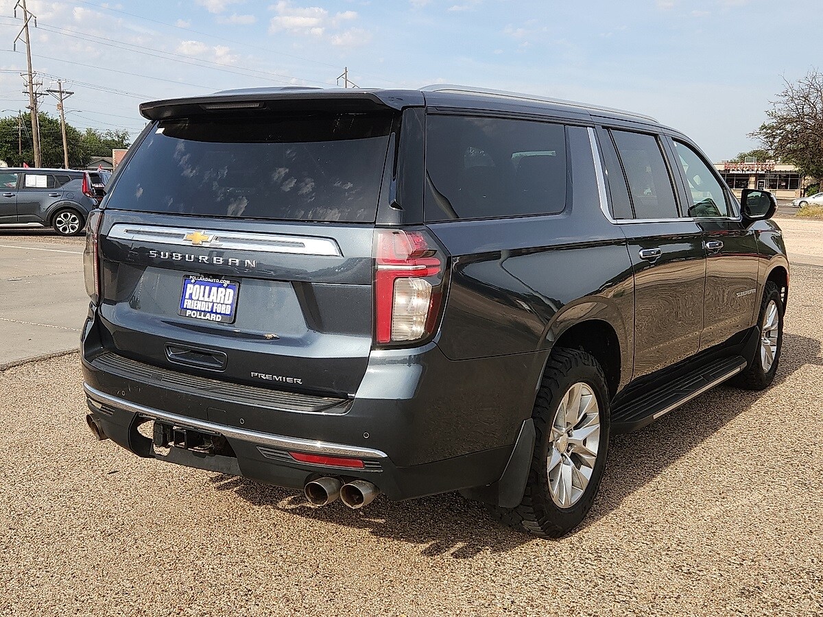 2021 Chevrolet Suburban Premier photo 3