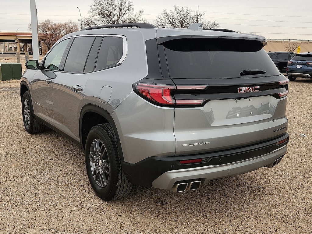 Used 2025 GMC Acadia Elevation SUV