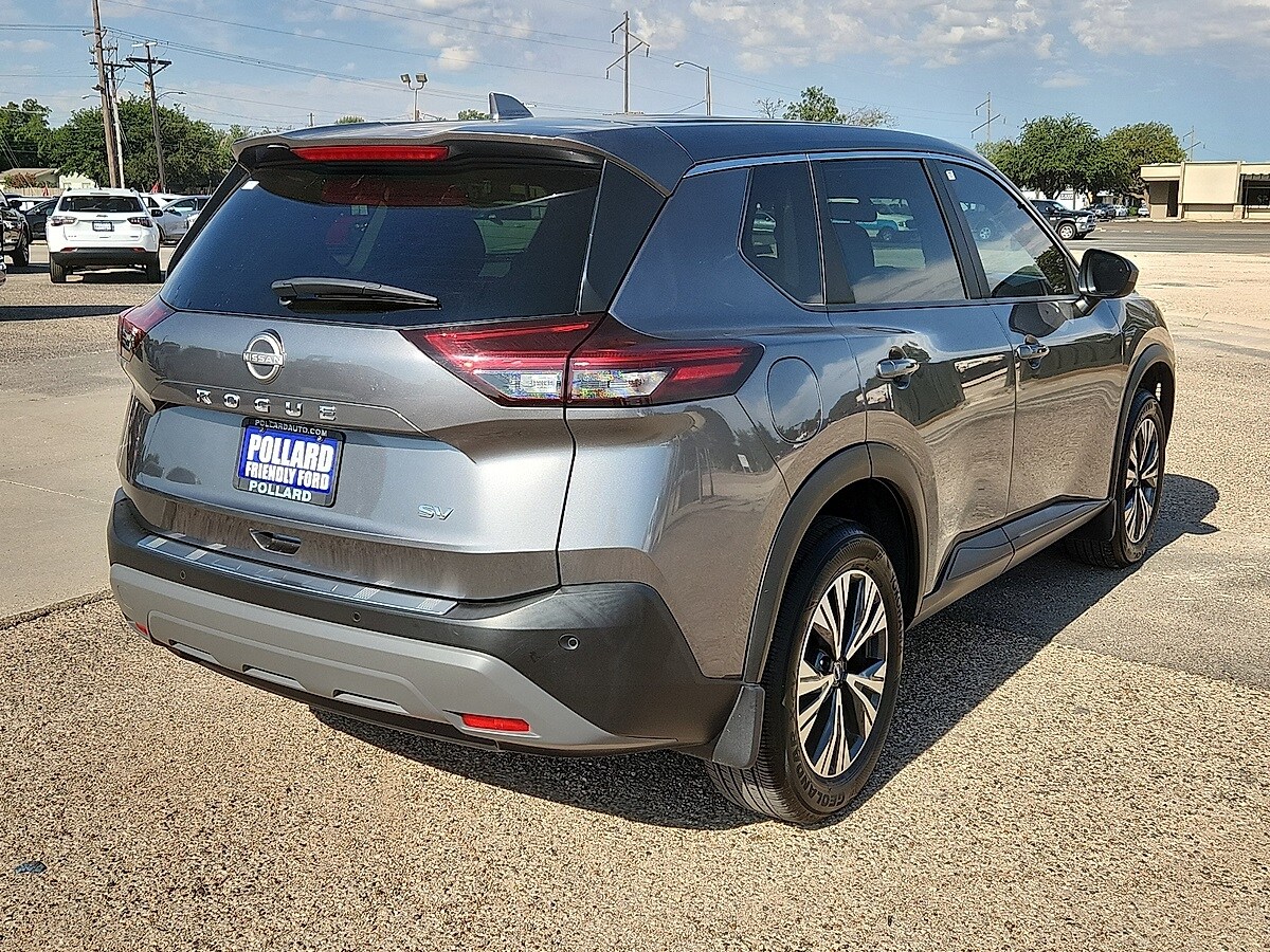2023 Nissan Rogue SV photo 3