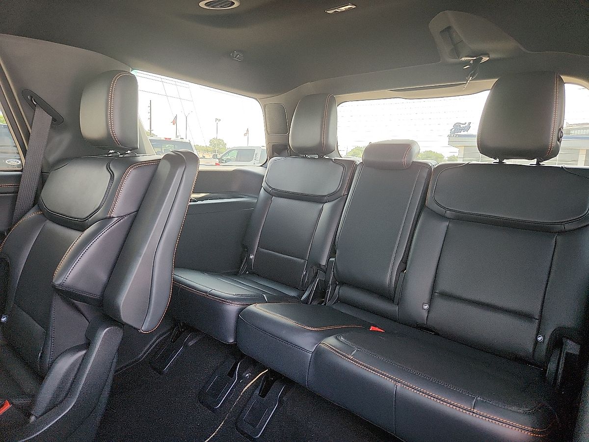 2027 Ford Expedition Tremor - Photo 5