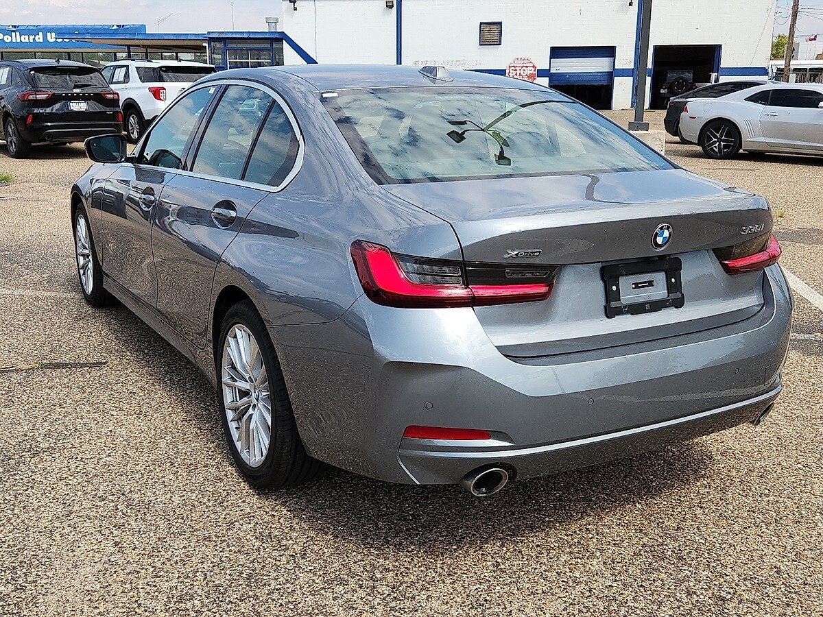 2024 Bmw 330i xDrive photo 2