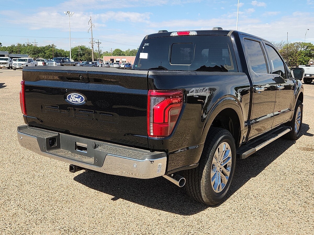 2025 Ford F-150 Lariat photo 3