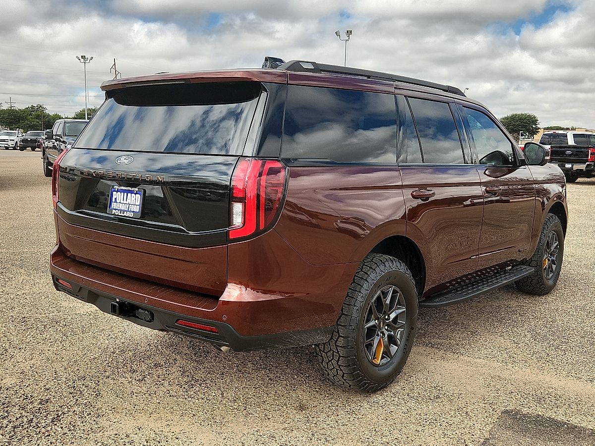 2027 Ford Expedition Tremor - Photo 3