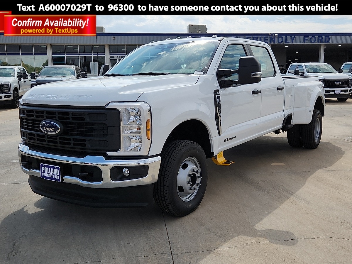 2026 Ford F-350 Super Duty XL's photo