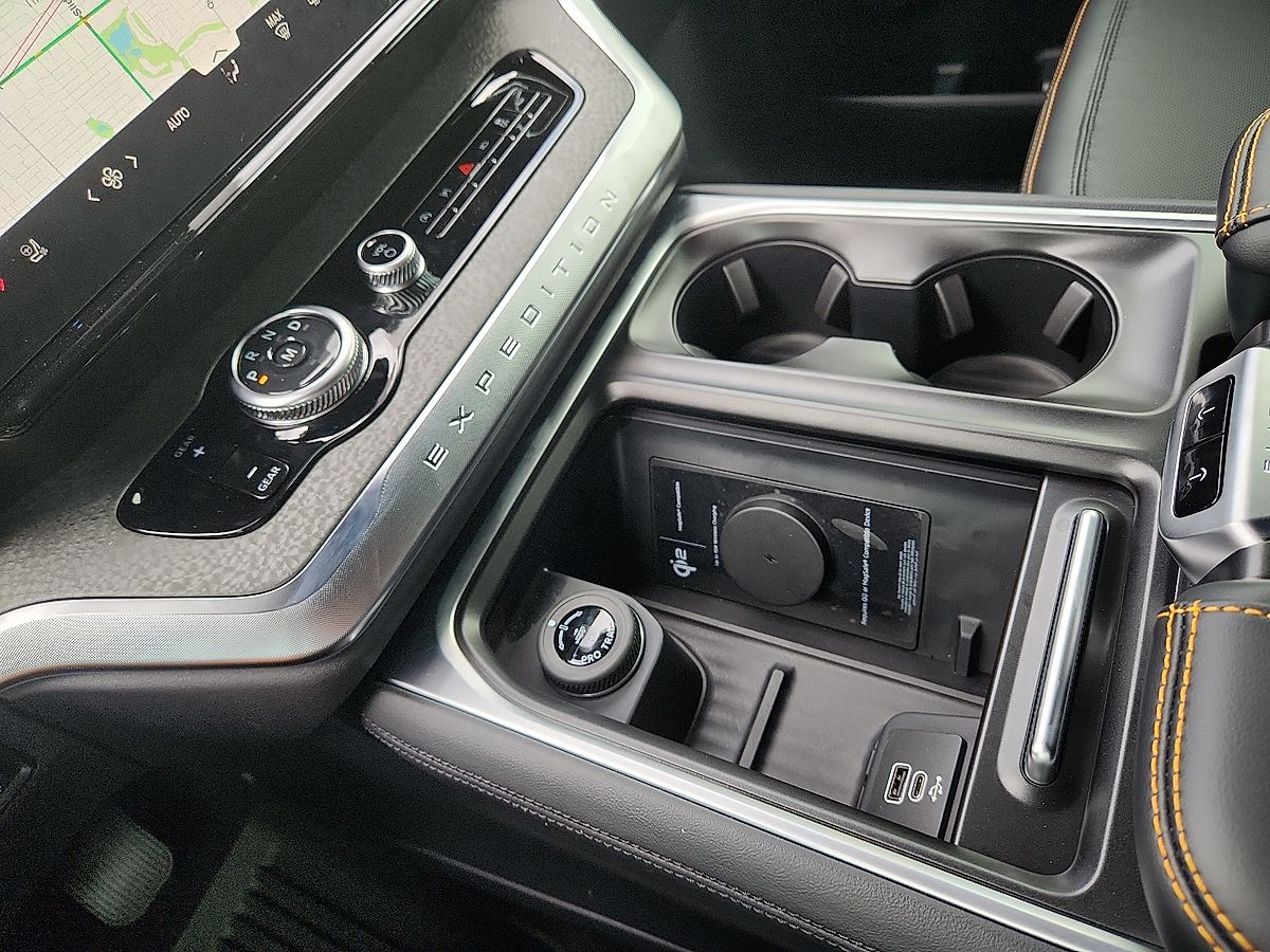 2027 Ford Expedition Tremor - Photo 12