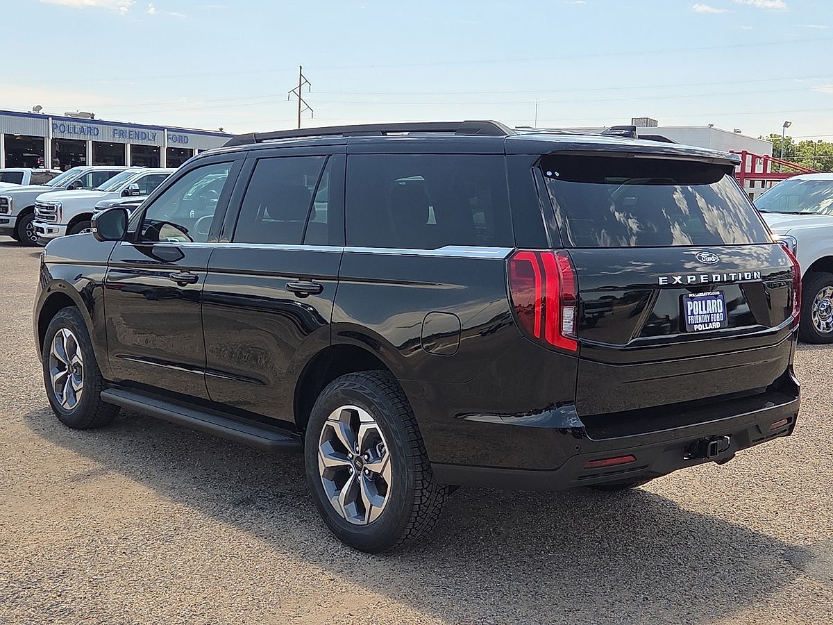 2027 Ford Expedition Active - Photo 3