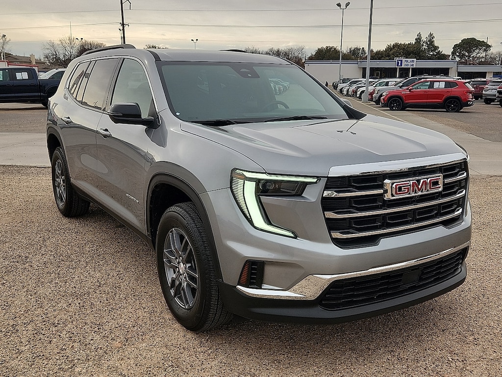 Used 2025 GMC Acadia Elevation SUV