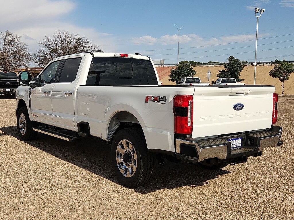 New 2026 Ford F-350SD Lariat Truck